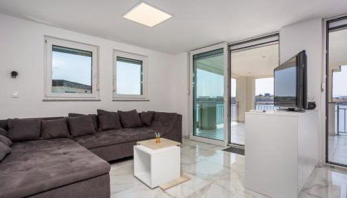 Villa Nada sea view&whirpool island Krk by Villas - Photo 5