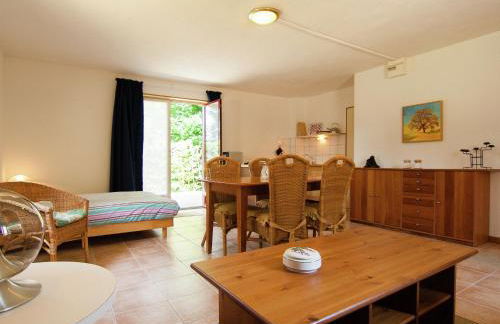 Appealing Apartment in Vezac With Swimming Pool - Foto 6