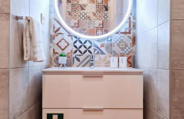 CASA OFICINA - Praia & Centro (300m) - WiFi - AC - Foto 33