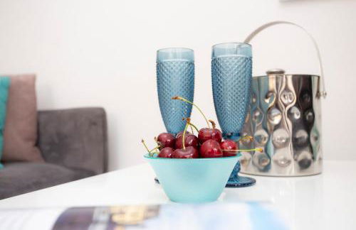 SingularStays Valencia Center - Photo 12