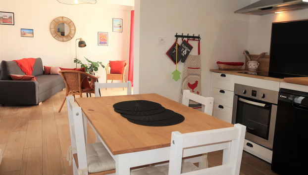 Kitchen / Dining Room