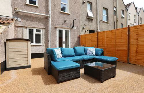 North Rd Apartment with Garden by N And N Stays Ltd, Close to vibrant Gloucester Rd with plenty of restaurants and shops near by, free on street parking - Foto 16