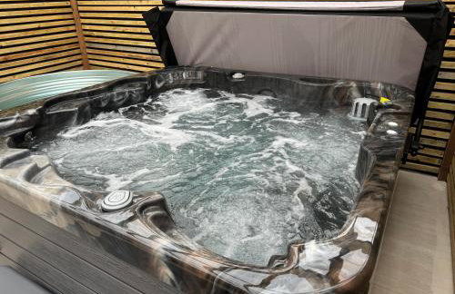 Sleeps14,Sauna,ColdPlunge,Hottub,xboxroom,XLgarden - Foto 45