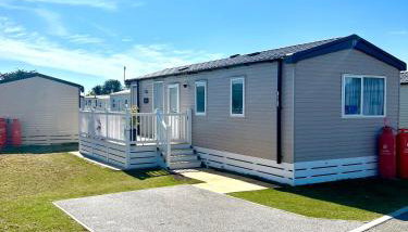 The Driftwood Den - Photo 3