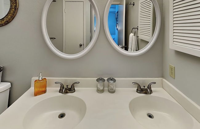 Bay House Condos by Miss Kitty’s - Foto 21