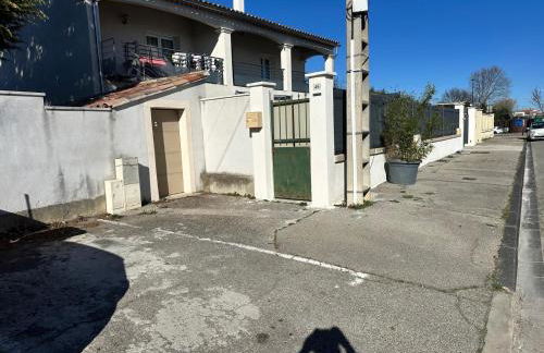 Appartement cosy avec cour privée & terrasse Calme idéal couples familles - Photo 28