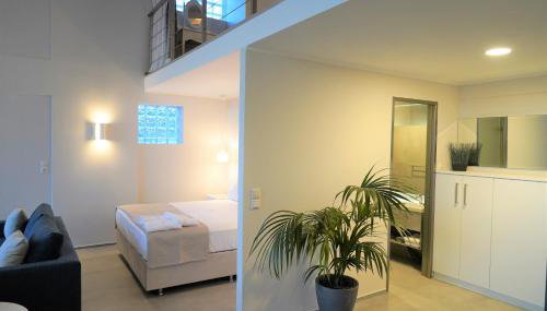 Moonlight Suites - Photo 4