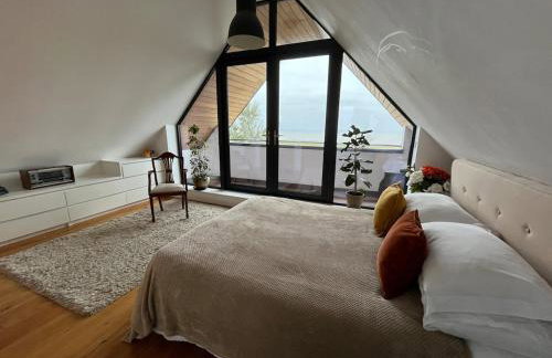 The Bay House, Sea Views and Walk to the Beach - Foto 2