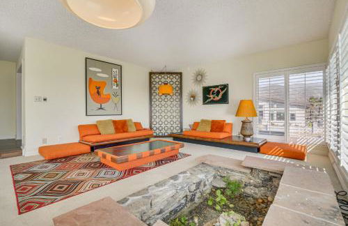 Stunning MCM Escape with Mtn Views in San Bernardino - Foto 7