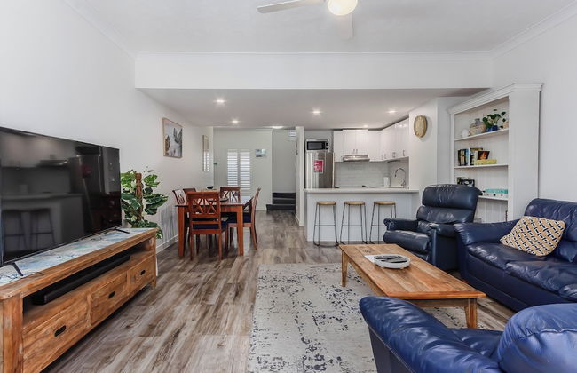 Bella Mare Beachside Apartments - Photo 57