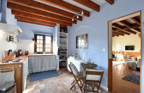 Holiday Home in Le Châtelet with Pool - Foto 5