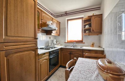 Stunning Home In Labin With Wifi - Photo 16