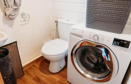 Finlodge- Pet-Friendly Scandinavian Cabin - Photo 50