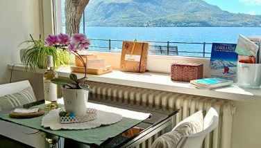 Lake Como PORTO VECCHIO - Charming Lakefront Apartment in the Heart of Domaso - Foto 4