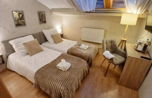 KRK stop near airport - Foto 5