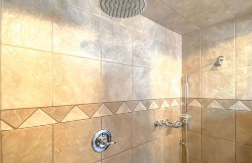 Cardinal Aerie- 5 mins from Rainbow Mountain Hiking Trails - Foto 30