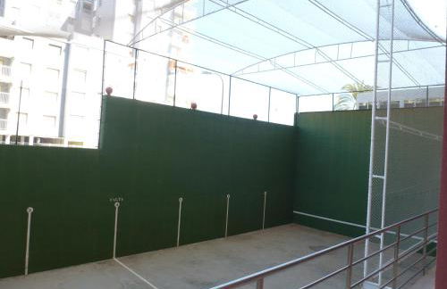 Espectacular terraza y vistas en 1a línea de playa - Foto 39