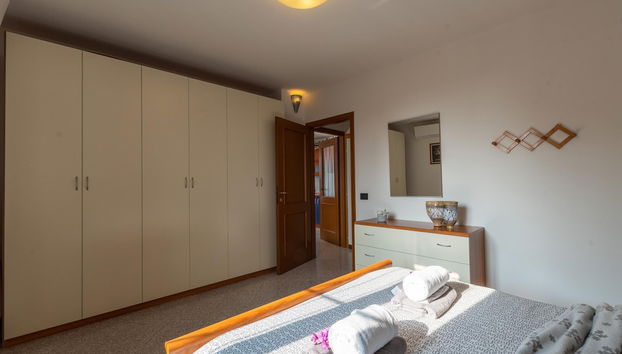 hilly area and view - Foto 2, Habitación