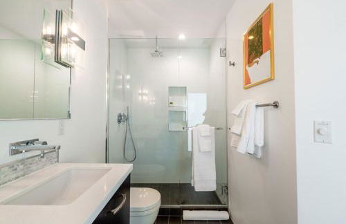 Casa Colibri | Tennis Club Elegance with Pool, Spa & Mountain Views - Foto 26