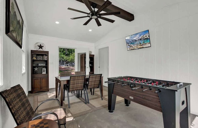 Awesome Haus With Gameroom, 4blks to Center of Town! - Foto 25