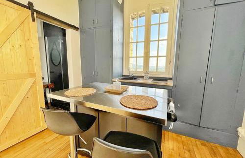 DOMFRONT-BNB : CHIC & CONFORT - Foto 41