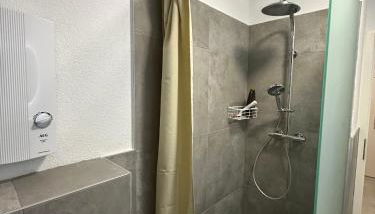 MA Apartments - Free Parking, Free WiFi, Relax & Coffee, - Photo 2