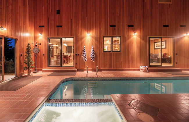 Sunriver by Avantstay Cozy Mountain Home w/ Indoor Pool and Hot Tub - Foto 25