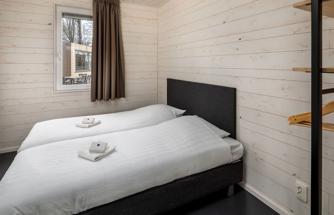 Water Lodge in Schaijk by the Waterside - Photo 2