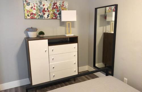 Spacious Historic Apartments In Lakeview Chicago - Walk to Wrigley, Nightlife, Shops, Hospitals - Foto 69