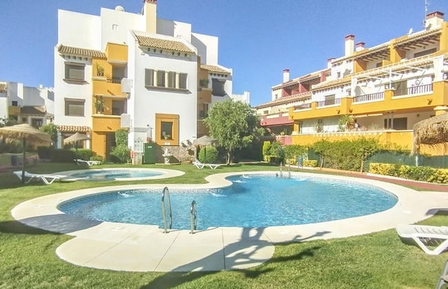 Comfortable 2-bed Apartment in Costa Esuri - Foto 14