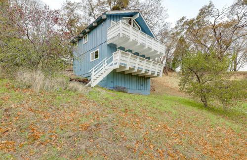 2 Mi to Lake Arrowhead! Mtn-View Hideaway with Deck - Foto 31