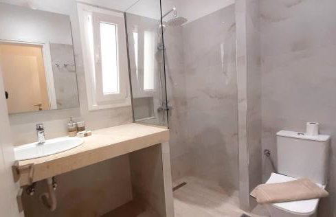 The Central Villa - Kassiopi Corfu Villas - Photo 32