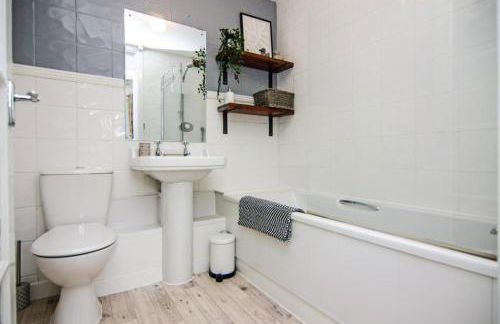 Cosy Lichfield Apartment - Foto 18