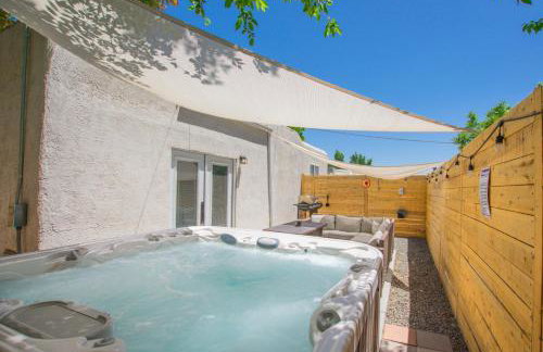 Cowboy Den-Private Hot Tub-Game Room-Pet Friendly-No Pet Fees! - Foto 76