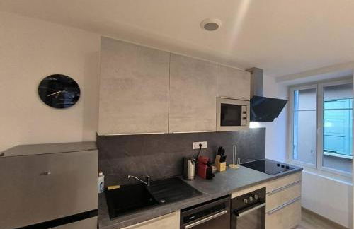 T2 -55m2- Elégant et chaleureux - Foto 6