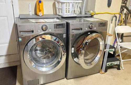 3-BR space in charming Hollywood - Foto 21