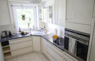 Zentral - Gemütlich - Küche - Balkon - Garage - Foto 4