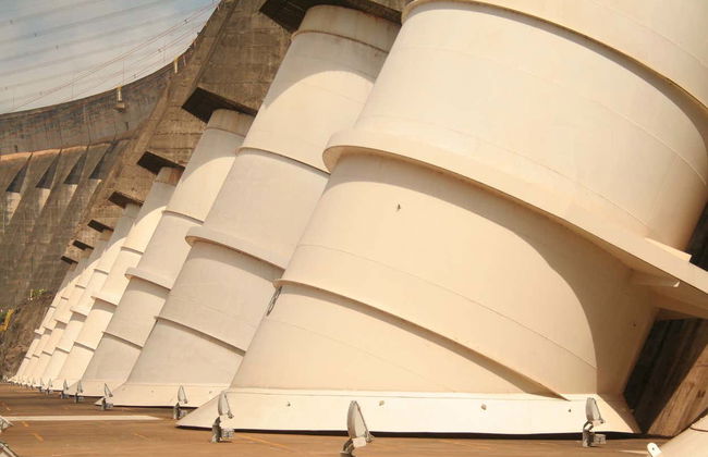 Escursione alla diga idroelettrica di Itaipu - Foto 1