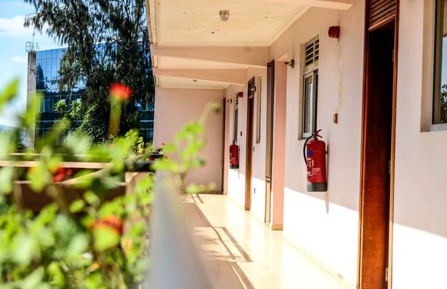 Room in B&B - Nobilis Double Room a Wonderful Choice for Couples Wail Visiting Kigali - Foto 16