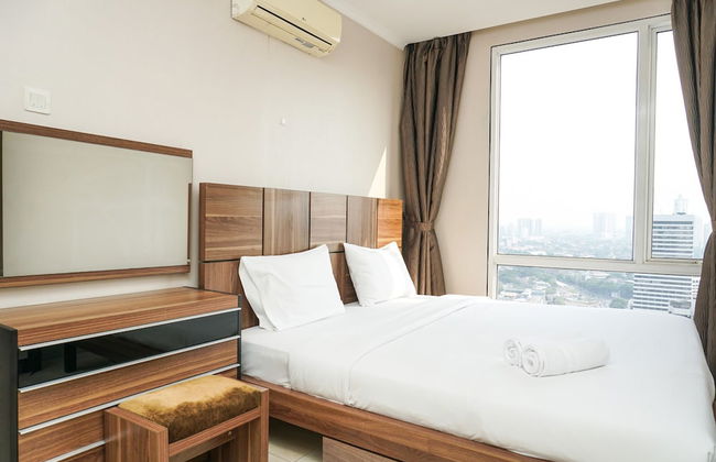 Strategic and Best 3BR Apartment at FX Residence - Photo 5