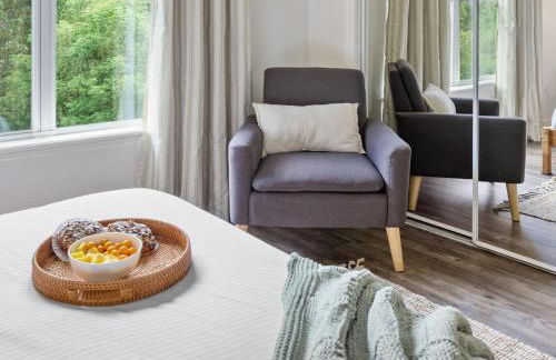 Convenient & Inviting - Fully-Equipped 2BD Condo - Foto 27