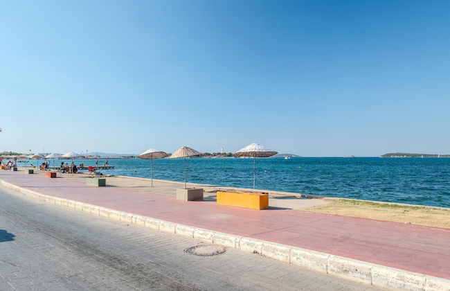 Villa With Terrace Right by the Sea in Urla - Photo 20