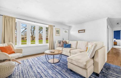 Golden Crest Getaway - Photo 8