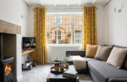 Willow Cottage - Photo 1