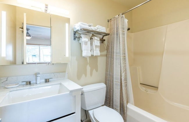 Telemark 5 4 Bedroom Condo by RedAwning - Photo 26