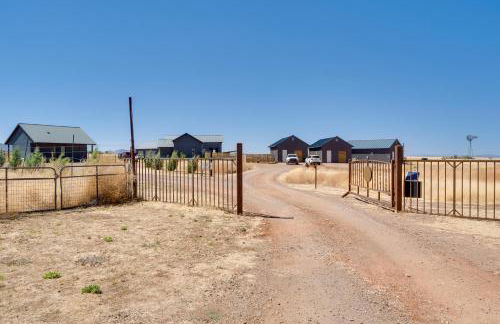 Walk to Wineries Elgin Wine Country Retreat! - Foto 28