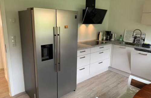 Großes ruhiges Haus 125 qm bei Hamburg - Familien, Gruppen & Business, 100 MBit Glasfaser-WLAN, Kamin, Garten 760qm - Foto 4
