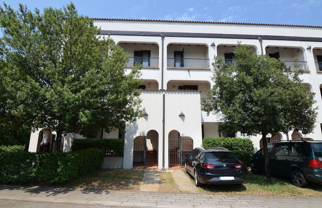 Nicely Furnished Apartment with AC near Beach - Foto 1