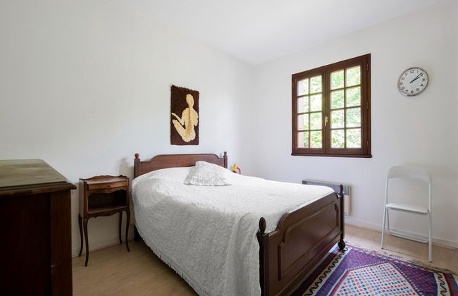 Inviting Holiday Home in Miremont With Garden - Foto 8