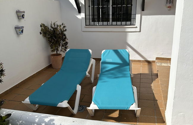 2 Bed-sleeps 4-private Patio-pool-aircon - Foto 15